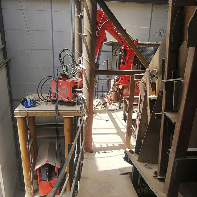 YZH Pedestal Hydraulic Rockbreaker Boom