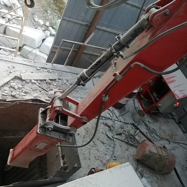 CHINA Manufacturer Pedestal Boom System