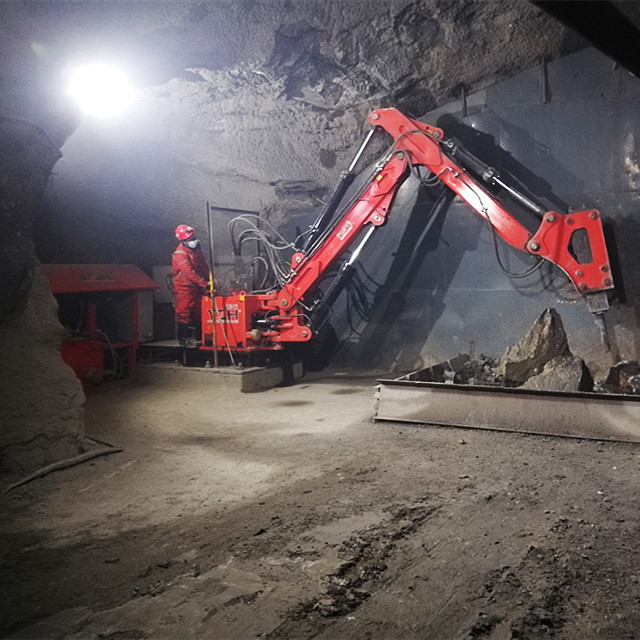 YZH Pedestal Boom Rockbreaker