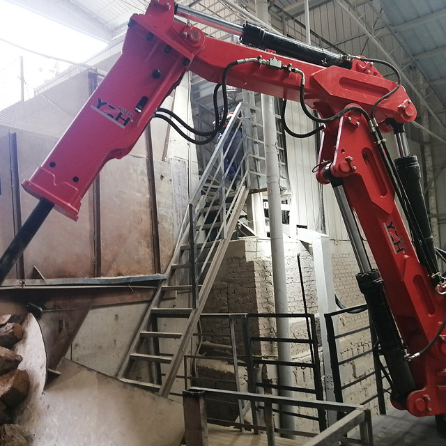 Stationary Type Pedestal Breaker Boom System