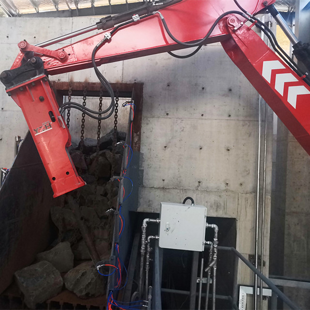 YZH WHC960 Rockbreaker Systems