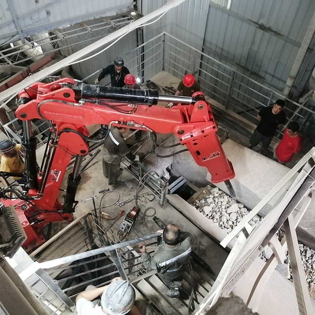 Stationary Type Pedestal Breaker Boom System