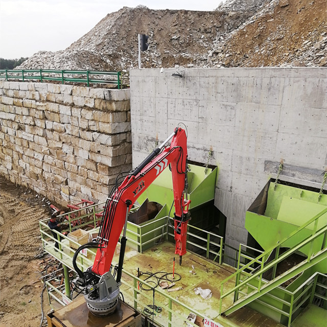 Fixed Rockbreaker Boom System，Innovative technology to create college production