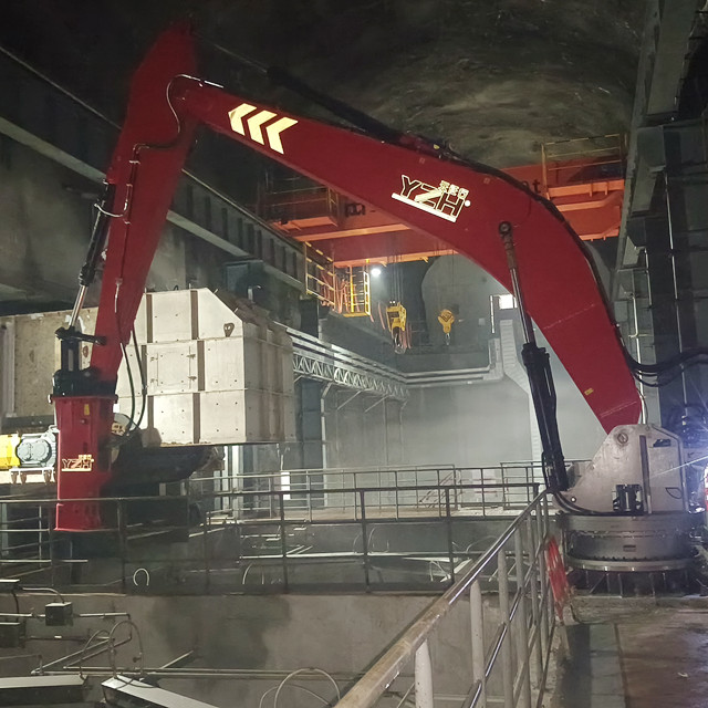 YZH WHD1000 Breaker Booms